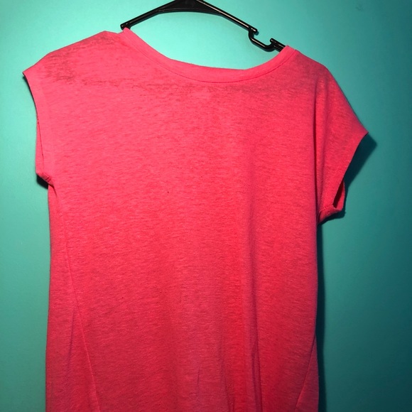 Pink t-shirt - Picture 1 of 2